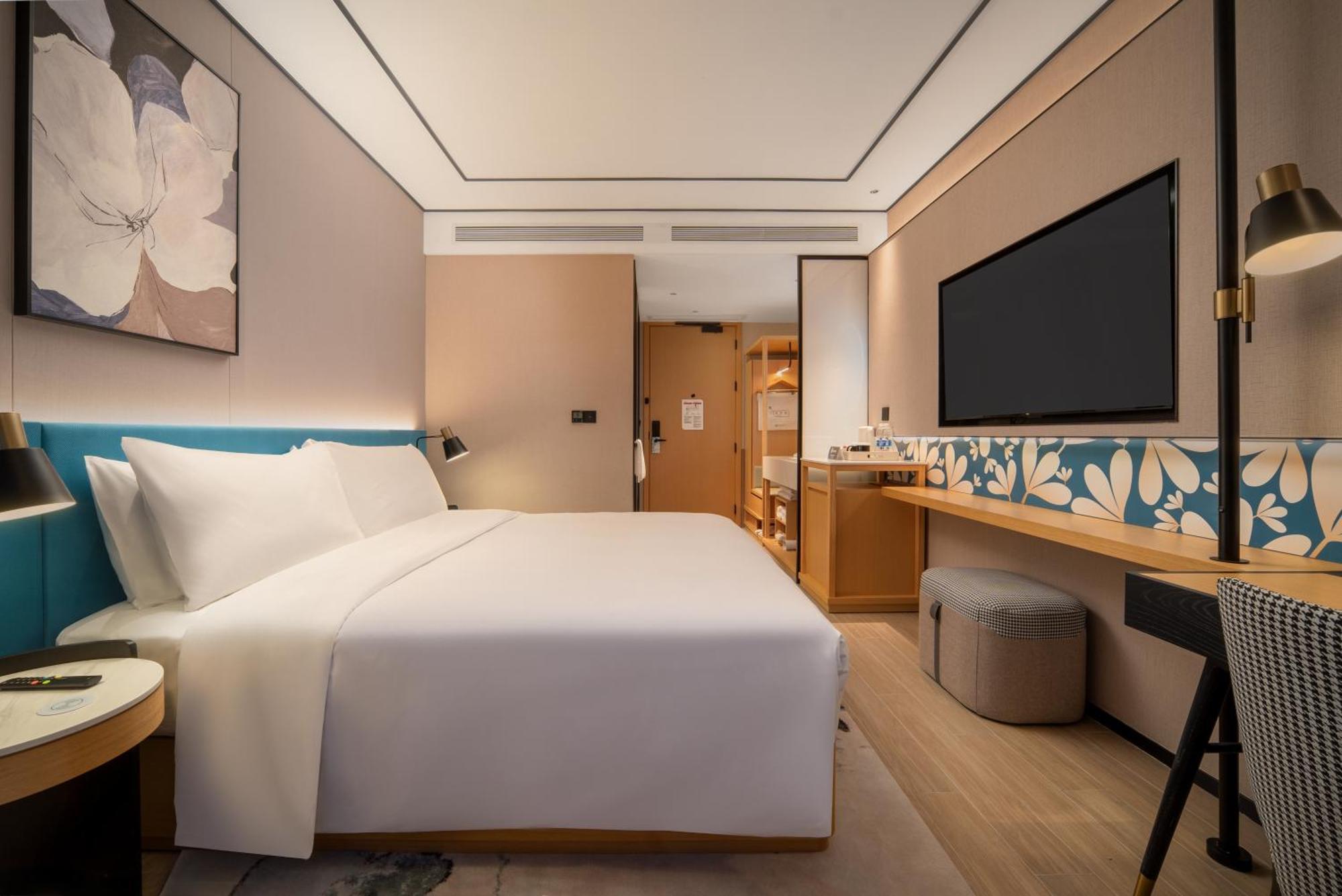 Hilton Garden Caoyang